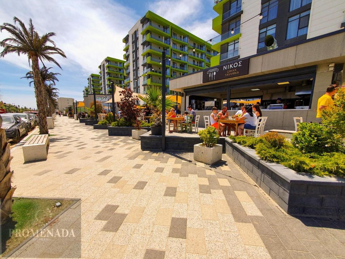 Coral Aparthotel Pool & Spa Mamaia Nord Navodari Ngoại thất bức ảnh
