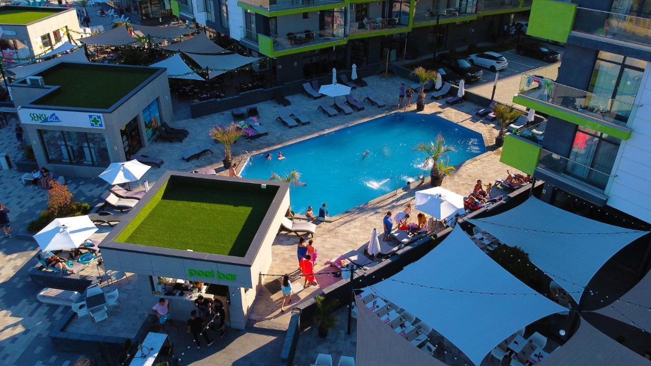 Coral Aparthotel Pool & Spa Mamaia Nord Navodari Ngoại thất bức ảnh