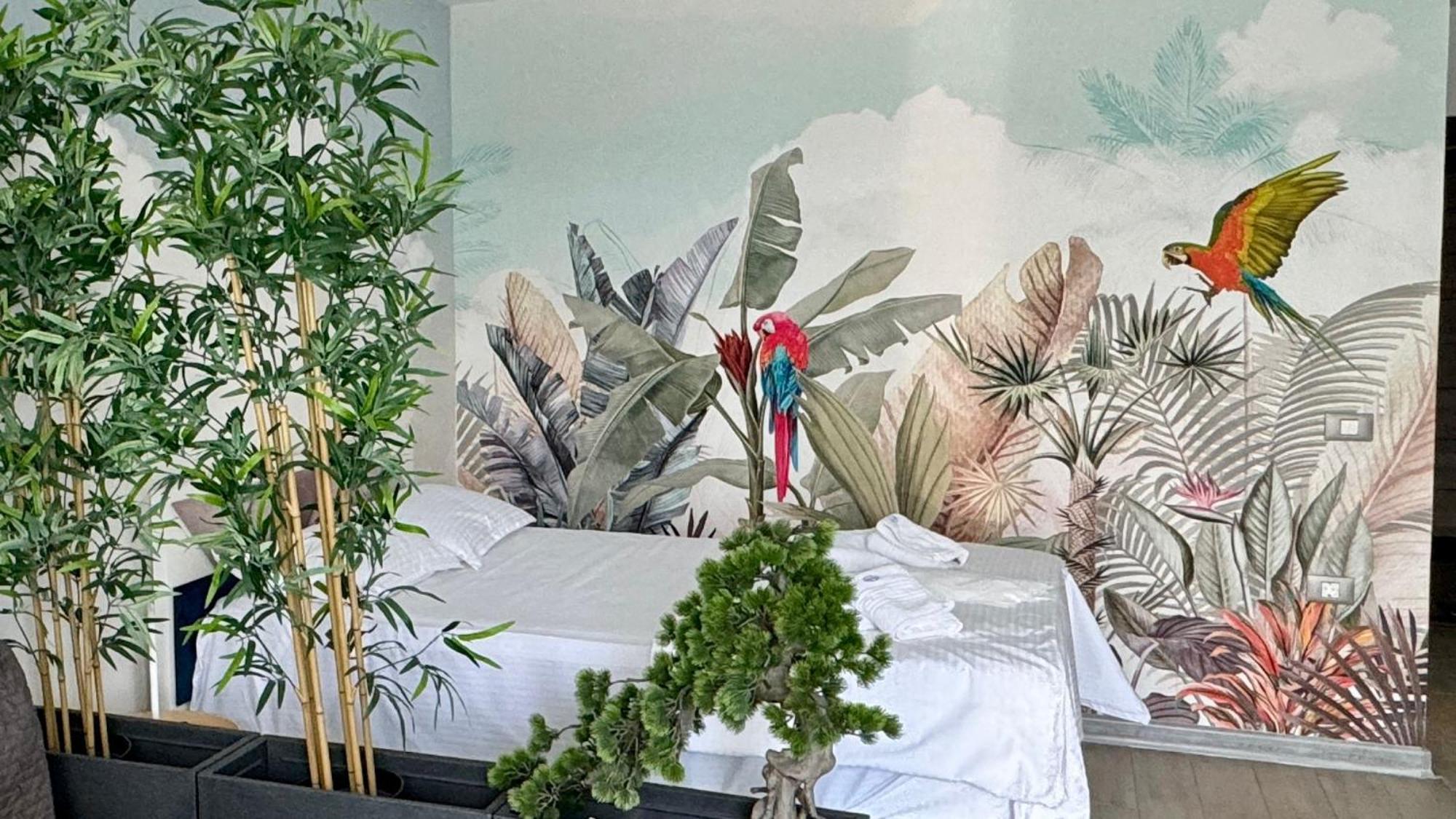 Coral Aparthotel Pool & Spa Mamaia Nord Navodari Ngoại thất bức ảnh